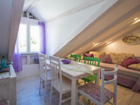 Guest House Gugily - Three Bedroom Apartment with City and Sea View